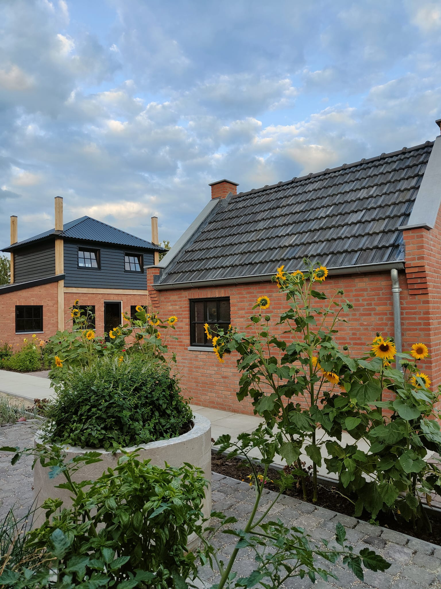 Bij Ons Boerderijterras - Anders, Boerderijwinkel En Boerderij In ...